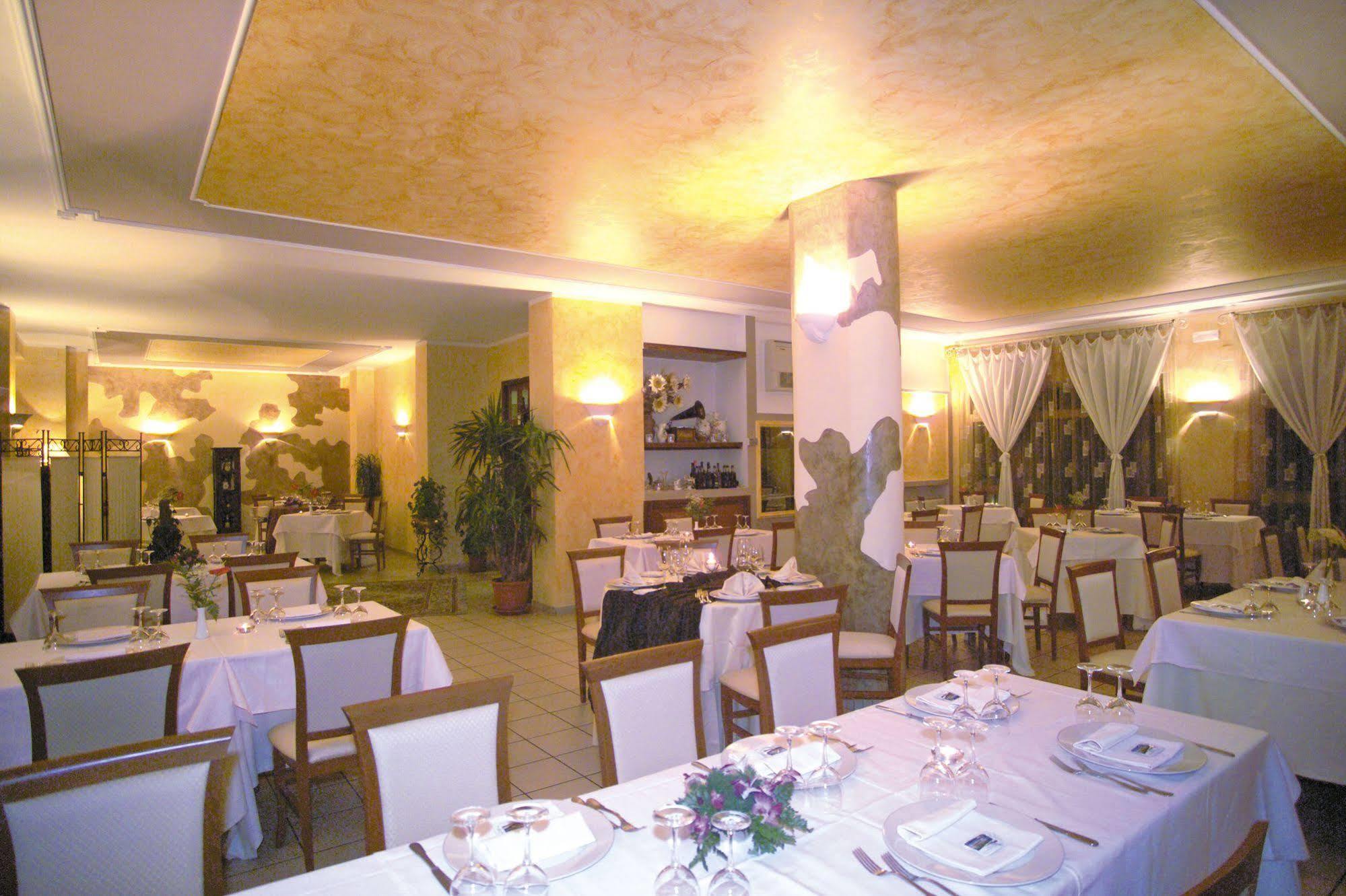 Hotel Di Rocco 로레토아프루티노 외부 사진